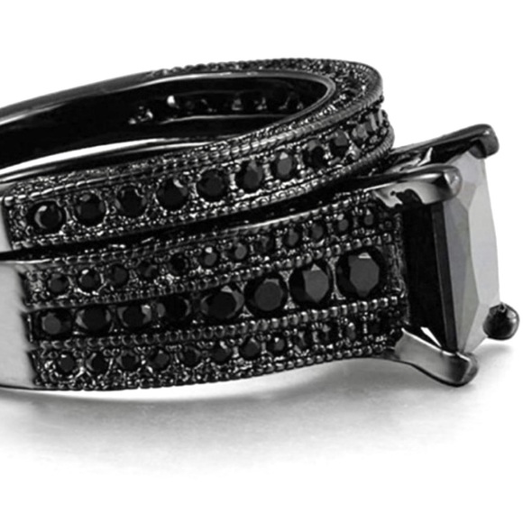 Black Sapphire and Obsidian Stones Ring/Engagement Ring - Picture 3 of 5